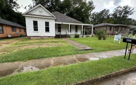 1057 Adams Street Grenada, MS 38901