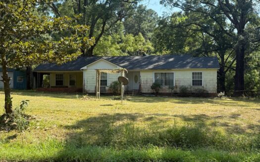 649 Marais Saline Rd, Crossett, AR 71635