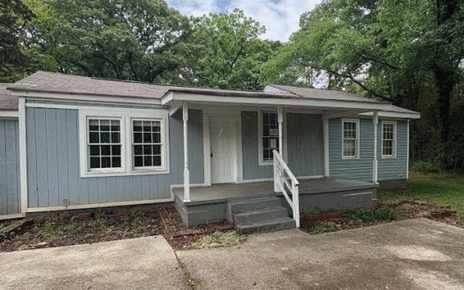 222 W Grantville Road Grantville, GA 30220