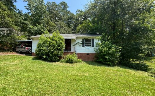 2030 Pinehill Dr, Macon, GA 31217