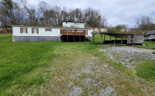 207 Chatham Drive, Clintwood, VA 24228