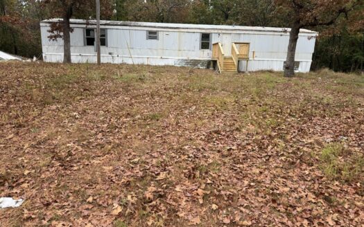 83 Sir Williams Circle, Mountain Home, AR 72653