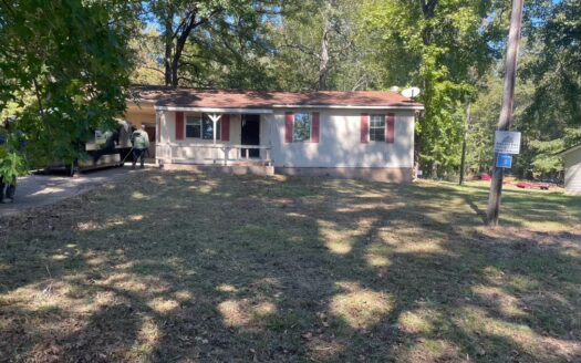 135 Patrick Lane, Cherokee, AL 35616