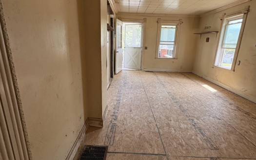 1567 Baptist Valley Road, Cedar Bluff, VA 24609